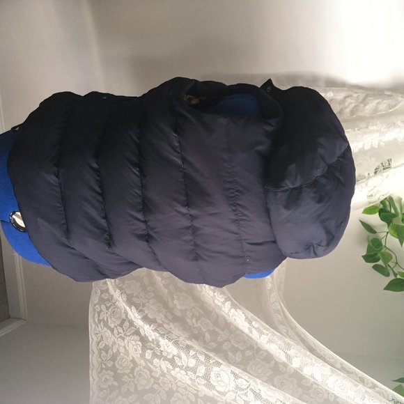 Navy and floral puffer vest. - Picture 3 of 5